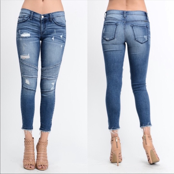 NEW! KANCAN DISTRESSED SKINNY JEANS IN SIZE 9 - Picture 3 of 6